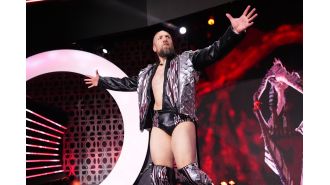 Fans are pleading with a 43-year-old WWE legend to retire due to a decline in leg strength.