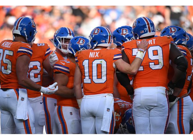 Renck suggests that if the Broncos win this week, they should aim to acquire Tee Higgins as a receiver before the trade deadline.