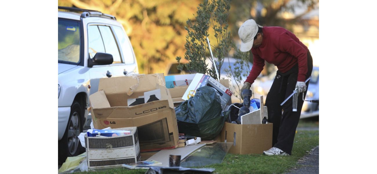 Desperate actions taken by Australians in order to cope with financial difficulties.