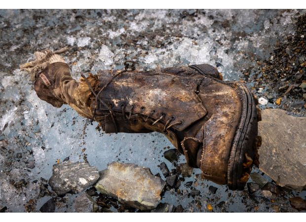 The biggest mystery of Mount Everest is starting to unravel with a shocking discovery.