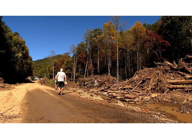 11 members of an American family were killed due to the flooding caused by Hurricane Helene.