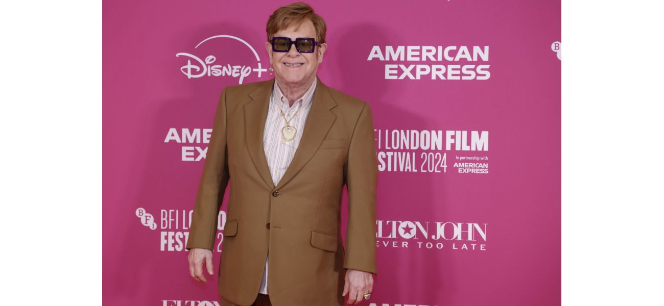 Elton John made a surprising body part into a fashion statement.