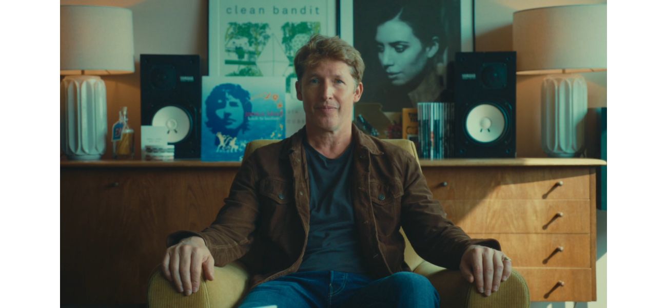 James Blunt announces the new name chosen by the public.