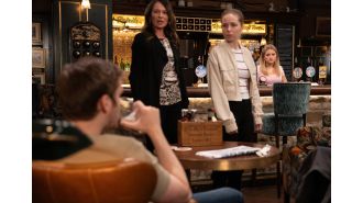 Tom shocks Amelia with a risky action on Emmerdale, putting her in grave jeopardy.