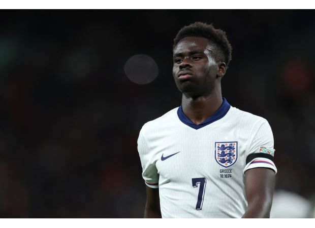 Saka out of England squad & Arsenal anxiously awaiting injury update.