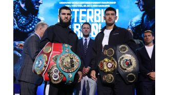 Referee sporting pink attire for Beterbiev vs Bivol match, but why?