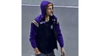 Police searching for suspect in fatal attack at Melbourne CBD that resulted in one man's death.