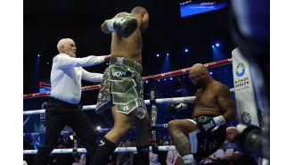 A severe dent was left on British boxer's head following a brutal knockout in a heavyweight match.