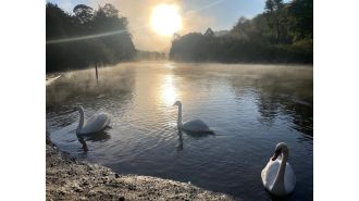 UK to experience frigid temperatures due to Arctic blast, possibility of snow.