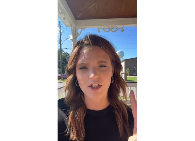 Mom denied refund by Airbnb host due to Hurricane Milton's cancellation of vacation.