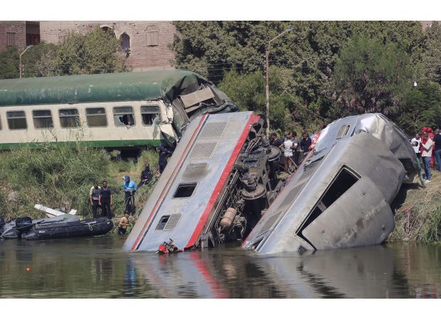 Deadly train accident in Egypt leaves 1 dead and over 20 injured.