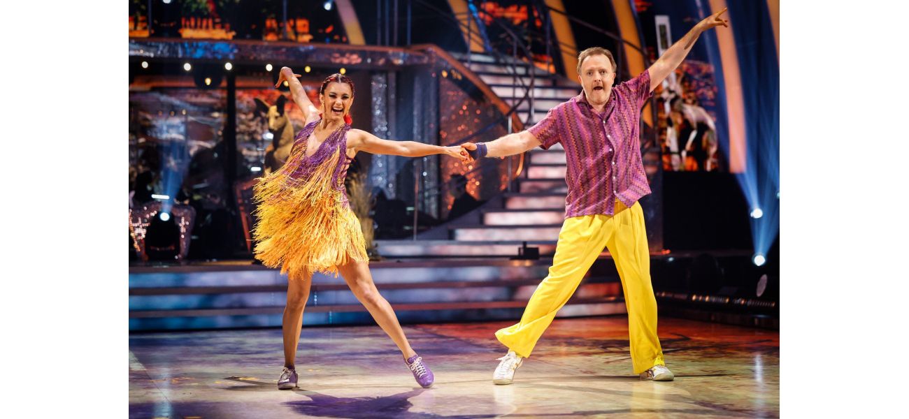 Fans of the show Strictly Come Dancing have uncovered the fact that comedian Chris McCausland had a previous role on the soap opera EastEnders.