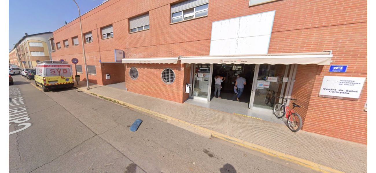 A woman with two children passed away following a bite from her pet hamster.