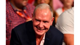 Paul Gascoigne believes a Manchester United player should leave the team, without a doubt.