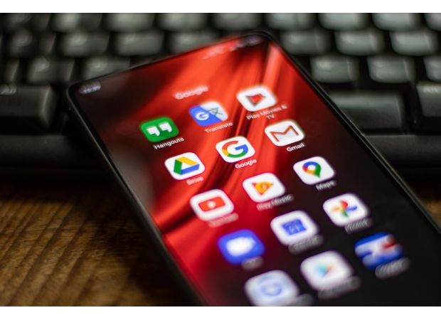 Android users should be wary of downloading 'malicious apps,' suggests a recent warning.