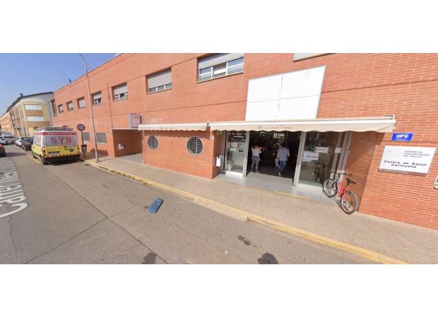 A woman with two children passed away following a bite from her pet hamster.