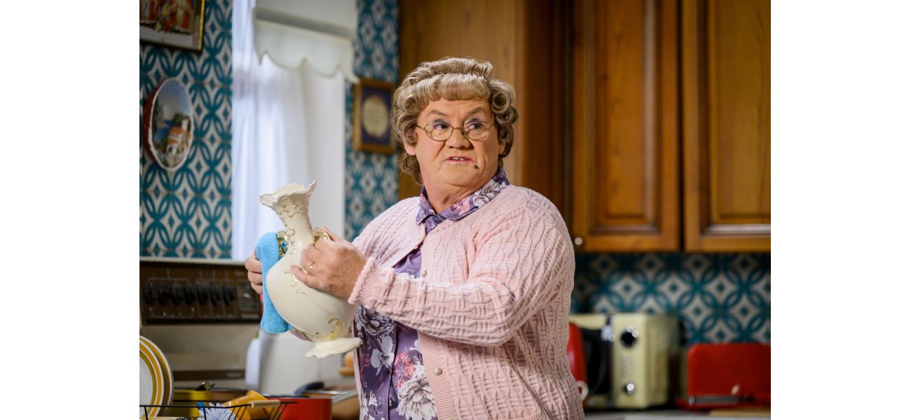 Brendan O'Carroll, from Mrs Brown's Boys, apologizes for making an insensitive racial joke.