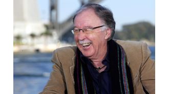 Beloved Australian TV icon George Negus, known for his courageous reporting, passes away at 82.