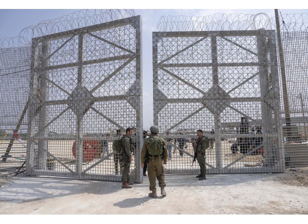 Netanyahu considering removing civilians from northern Gaza and halting aid.