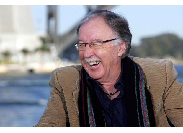 Beloved Australian TV icon George Negus, known for his courageous reporting, passes away at 82.