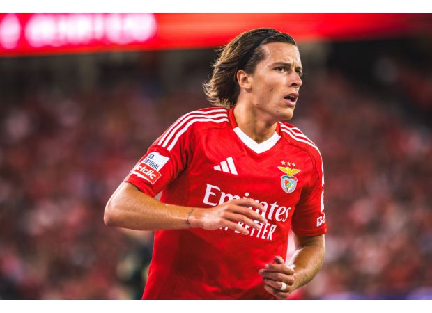 Man Utd can get £50m target wanted by Liverpool & Real Madrid for only £16.4m.