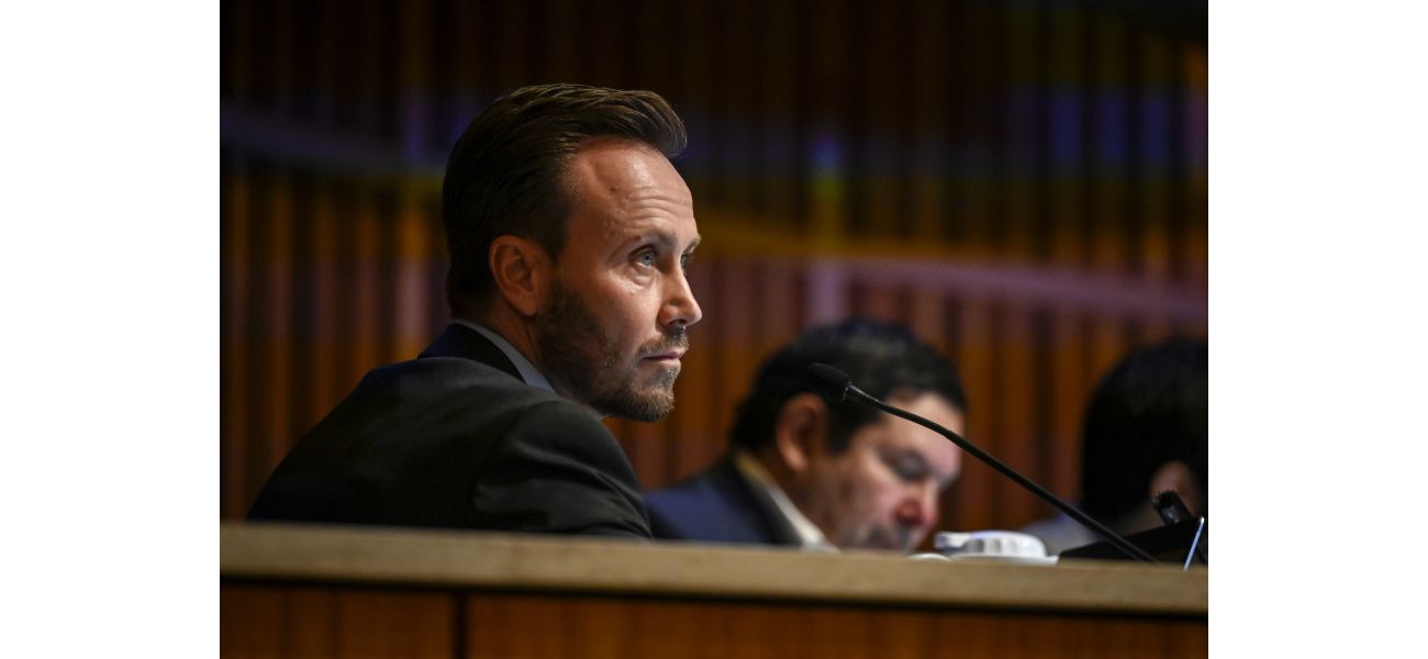 Aurora Mayor Pro Tem Dustin Zvonek steps down from council, citing unexpected life events.