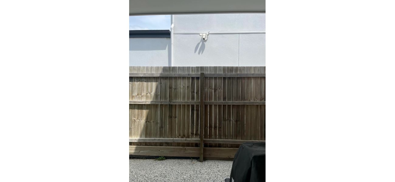 Neighbour puts advanced security cameras in homeowner's yard - is this right?