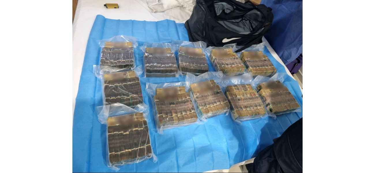 Police find large sum of money during traffic stop at Brisbane house, totaling $1 million.