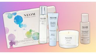 Get the ultimate relaxation experience with this budget-friendly NEOM set, available at Boots.