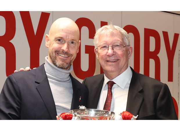 Man Utd requests Sir Alex Ferguson to stay out of players' changing room.