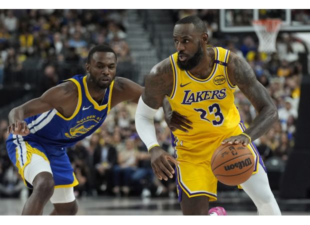 Key points to note from Wiggins' return for Warriors against Lakers in preseason game.