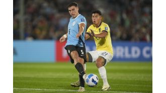 New Manchester United player Manuel Ugarte injured before game against Brentford.