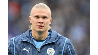 Heskey thinks there's a Premier League striker who could outperform Haaland.