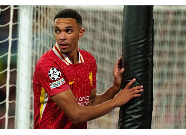 Real Madrid are keen to sign a player from Liverpool as their top choice for a new transfer.