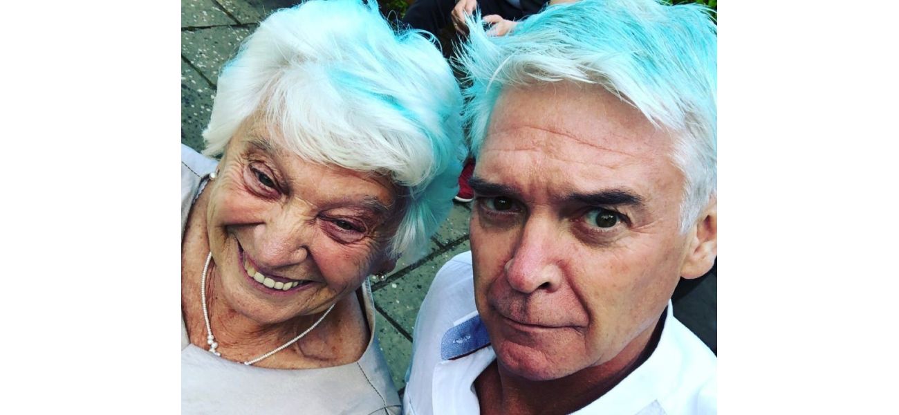 Phillip Schofield continues his family's customs following the passing of his mother, Pat.