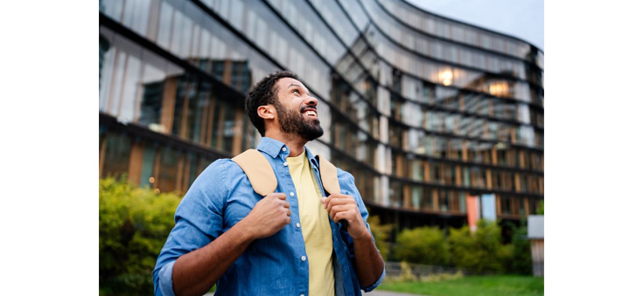 New to the workforce? Here are some important office etiquette tips to keep in mind.