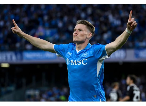 Zola impressed by £25m sale of ex-Man Utd player.