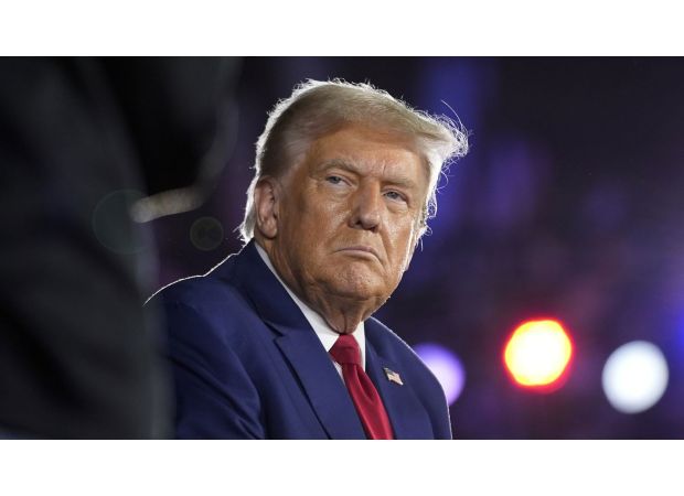 The oldest US president, Trump, is keeping his health details private.