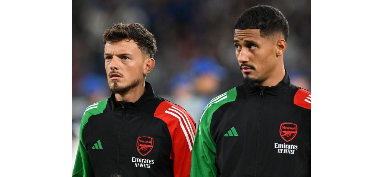 Ben White believes that William Saliba is a strong defender who is difficult to beat in Arsenal training.