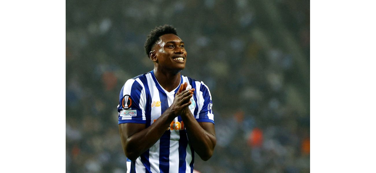 Expert predicts that Samu Omorodion, who was previously sought after by Chelsea, will become Spain's top striker for the next ten years.