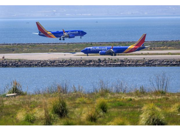 Report on Oakland airport expansion released; final environmental impact report now available.