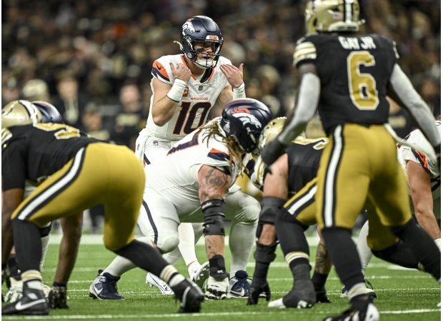 Nix shines as scrambling QB in Broncos' win against Saints.