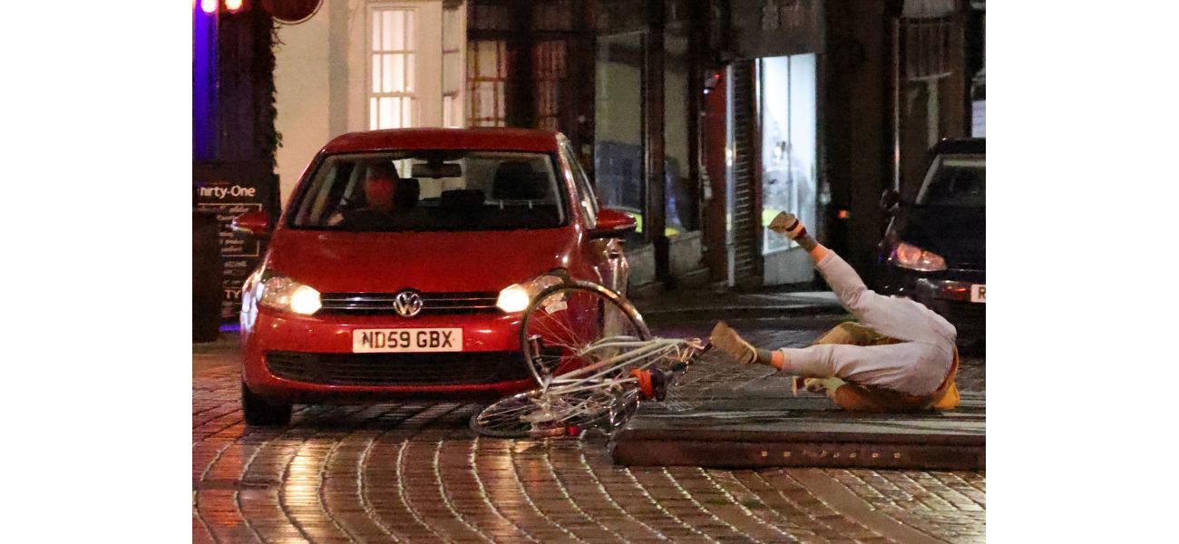 EastEnders actress caught in scary car crash as she returns to television.