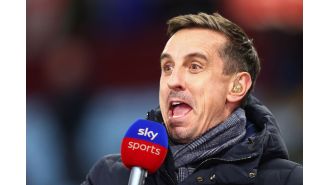 Despite being teammates, Arsenal great discusses longstanding feud with Gary Neville.