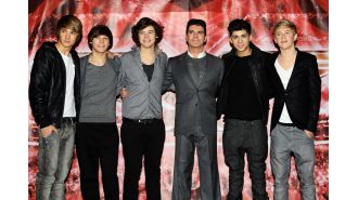 Simon Cowell praises Liam Payne's son, Bear, for having his father's charm and charisma in a touching tribute.