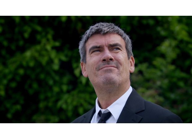 Cain Dingle from Emmerdale gets emotional in a tribute to a TV icon, marking the end of an era.