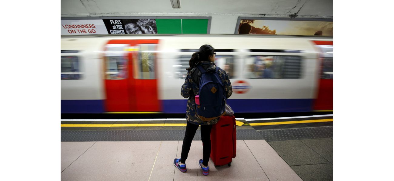 Tube drivers are organizing a slow protest due to loud noises on the Underground.