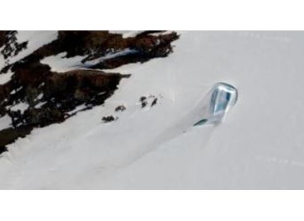 Google Maps users claim to have discovered a large door in Antarctica.