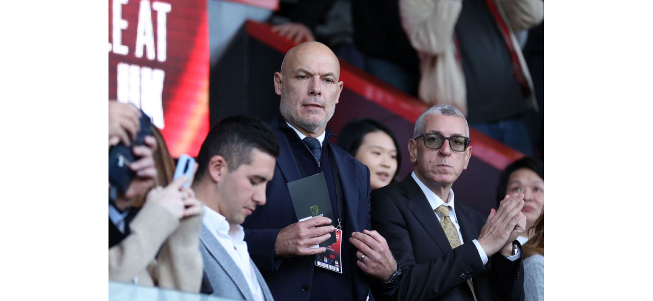 Sky Sports denies allegations that referee Howard Webb had any influence on the decision to give Arsenal player William Saliba a red card.