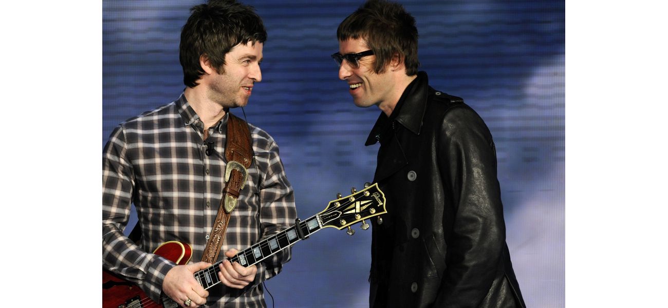 The Gallagher brothers will be separated on their Oasis tour in a strict, organized manner.